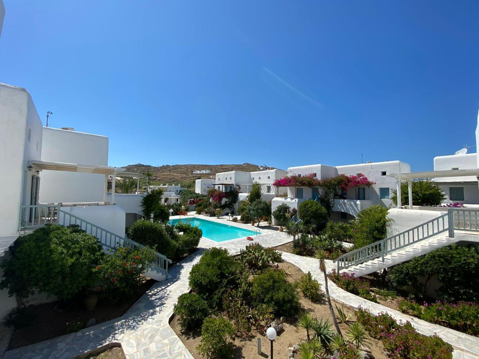 Mykonian Style W Shared Pool Houses & Nighttime Security Guard オルノス エクステリア 写真